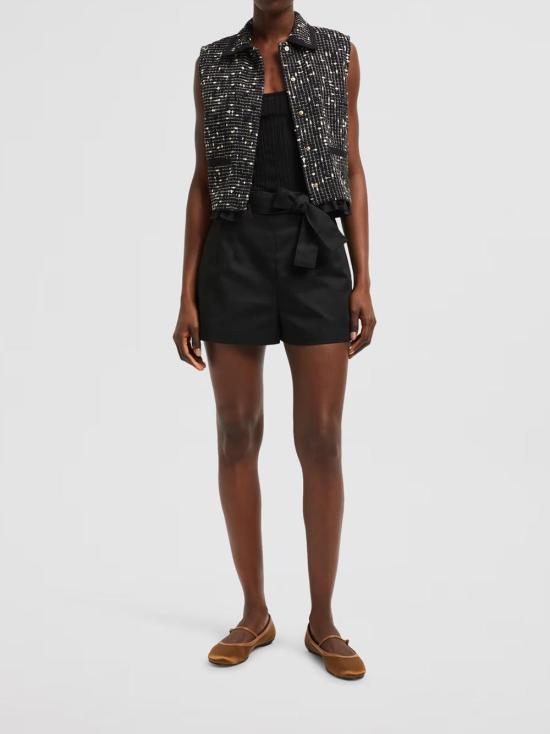 Short pants