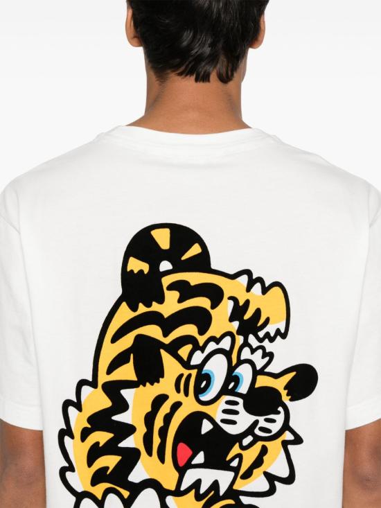 Short -sleeved t -shirt