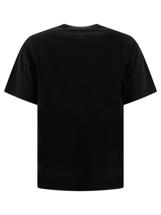 Short -sleeved t -shirt