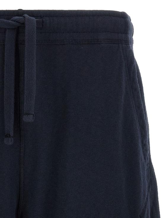 Short pants