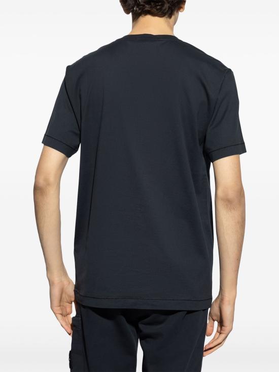 Short -sleeved t -shirt
