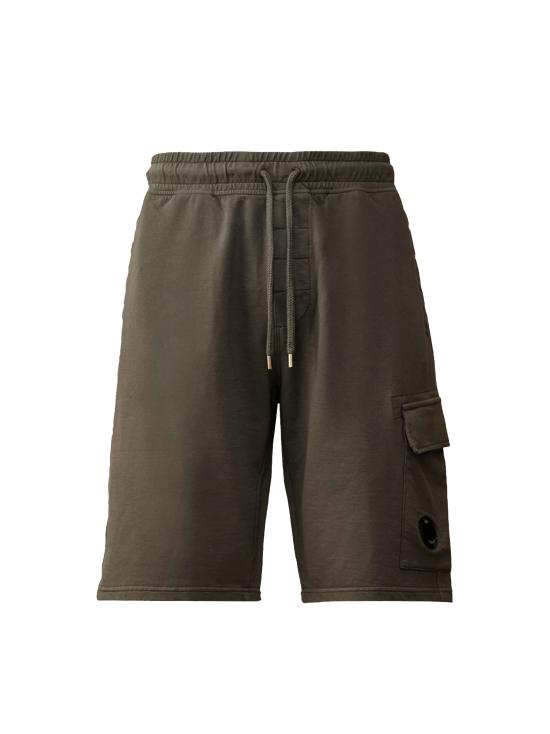 Short pants