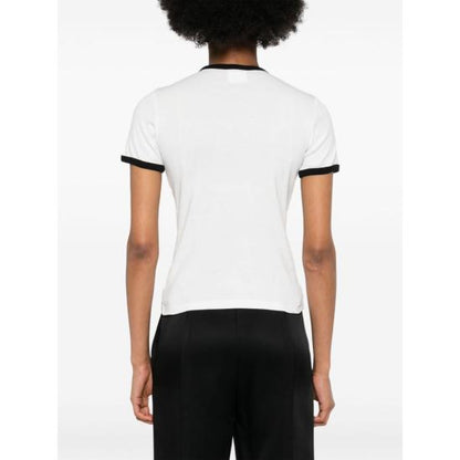 Short -sleeved t -shirt