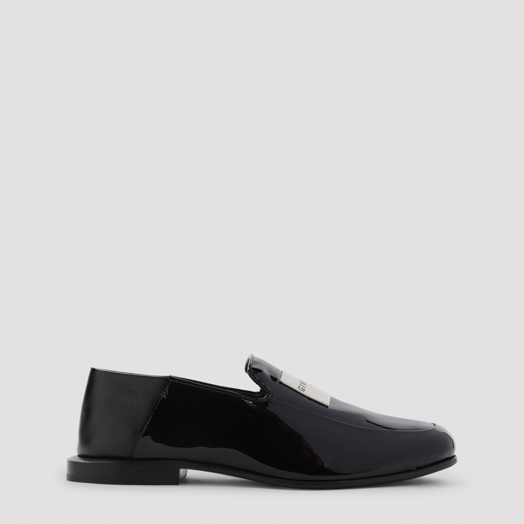 label loafer-image-1