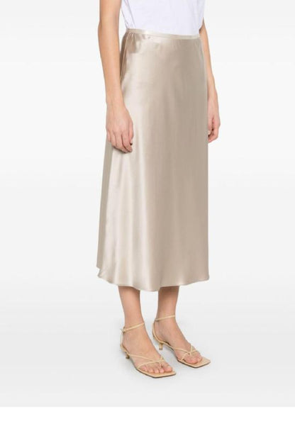 Long skirt