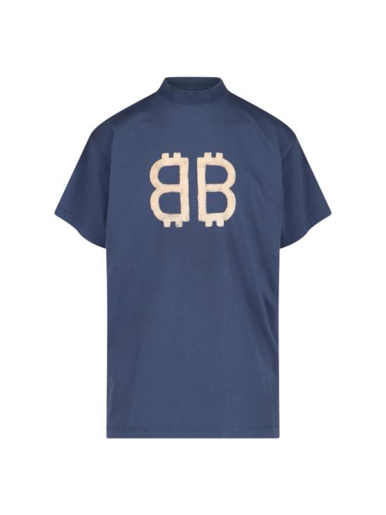 Short -sleeved t -shirt