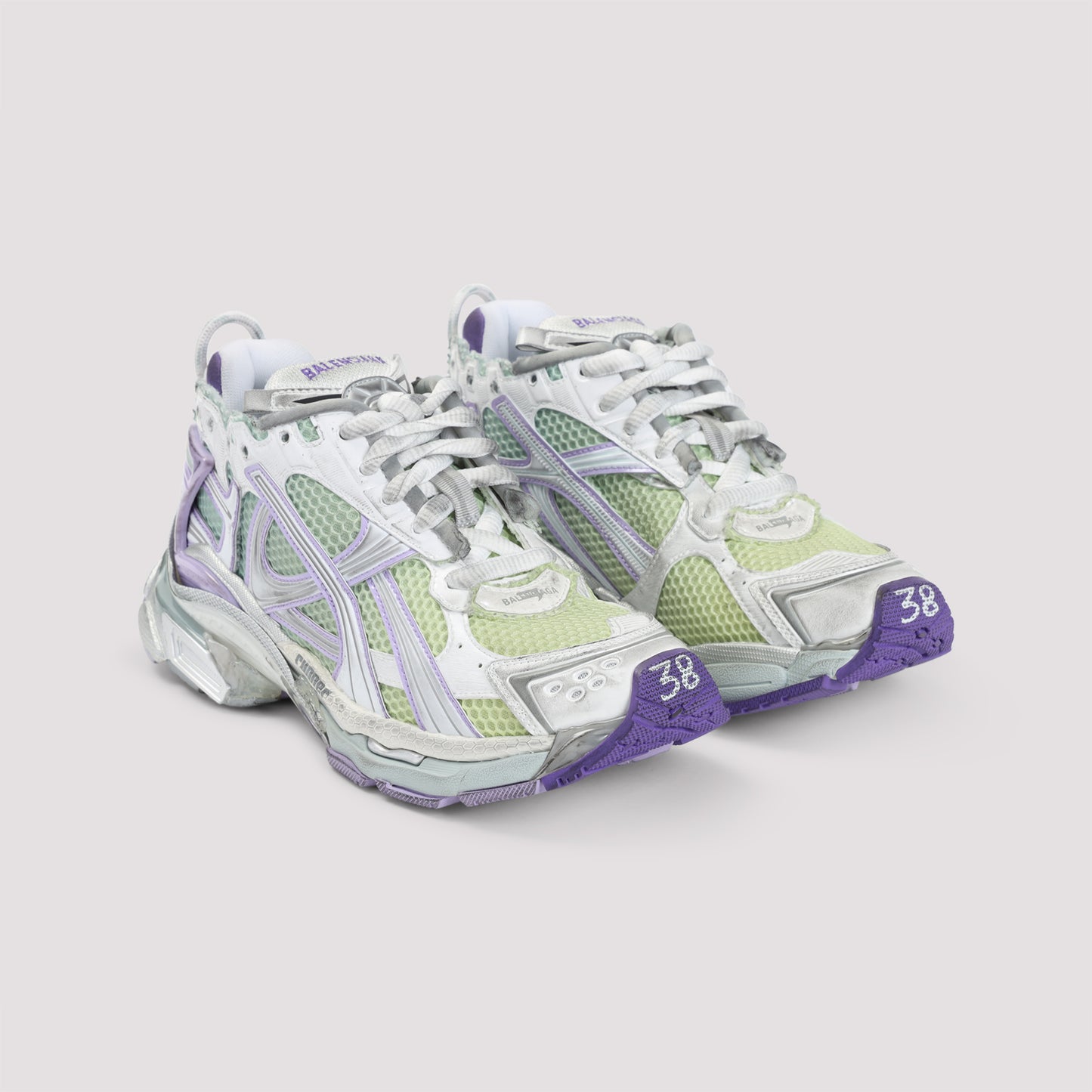 runner sneakers-image-5