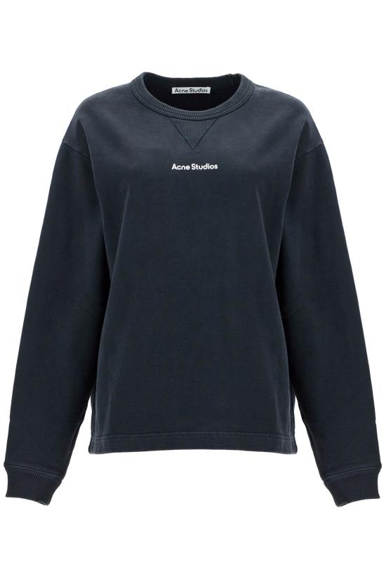 Long -sleeved t -shirt