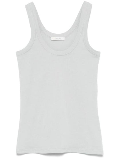 Sleeveless t -shirt