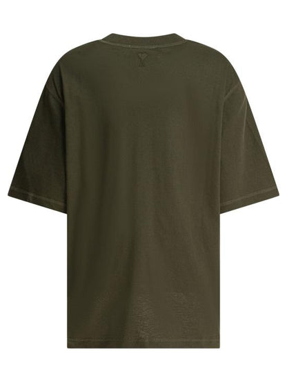 Short-sleeved t-shirt