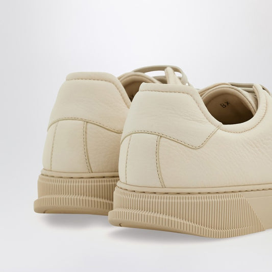 Mascarpone-colored leather sneakers