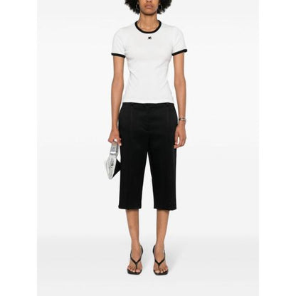 Short -sleeved t -shirt
