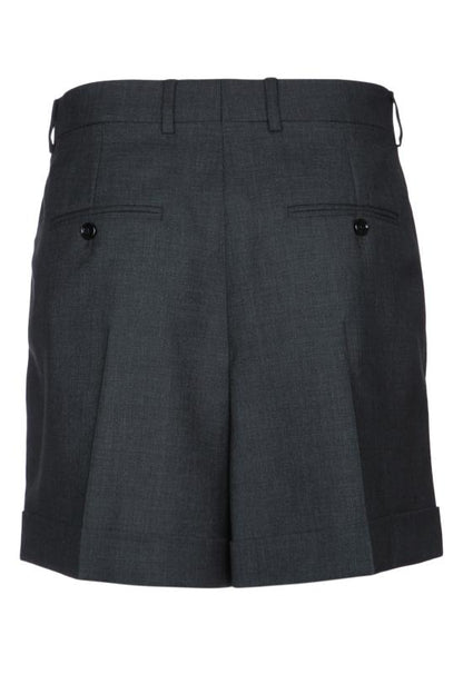Short pants