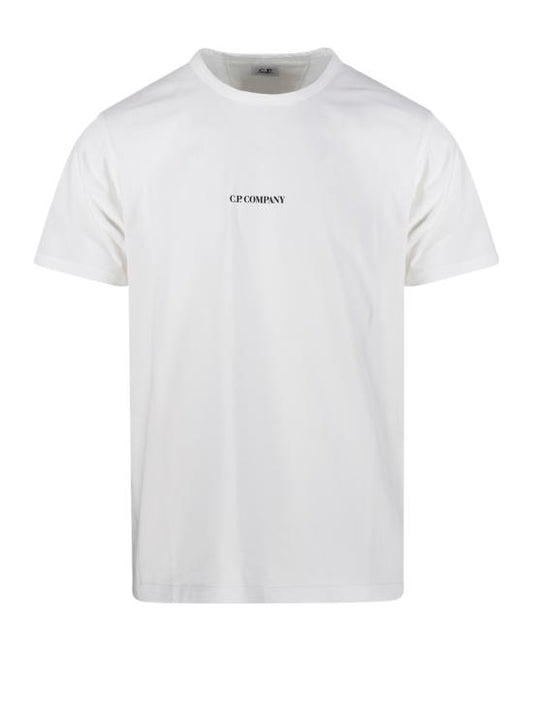 Short -sleeved t -shirt