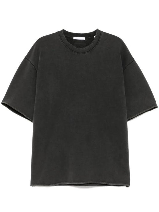 Short -sleeved t -shirt