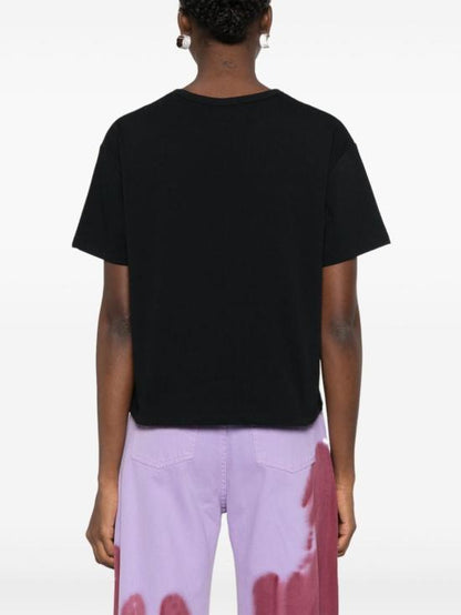 Short -sleeved t -shirt
