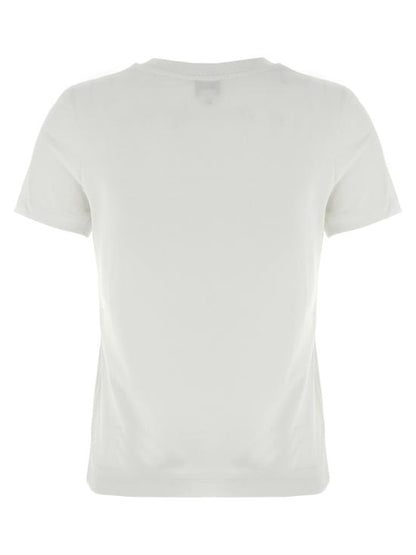 Short -sleeved t -shirt