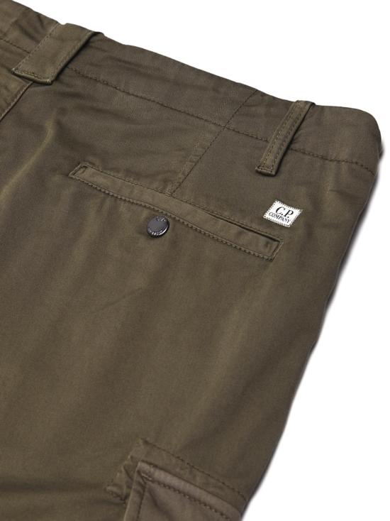 Straight pants
