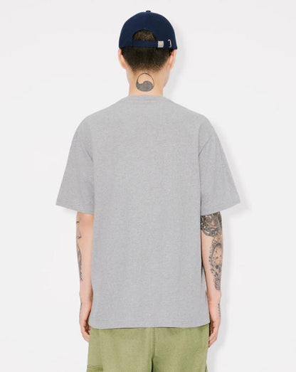 Short -sleeved t -shirt