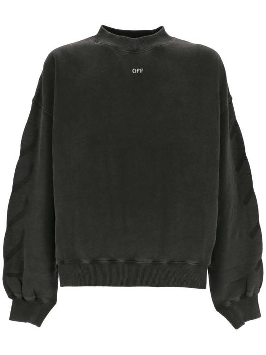 Long -sleeved t -shirt