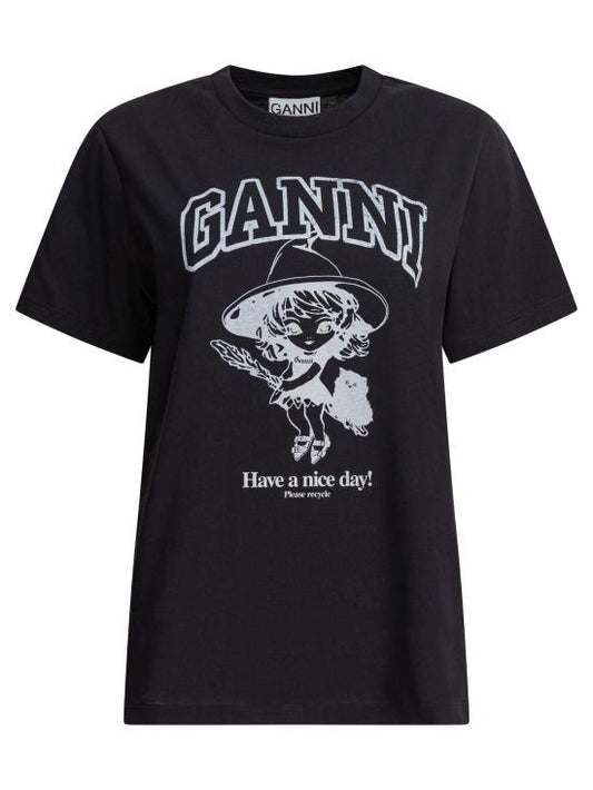 Short -sleeved t -shirt