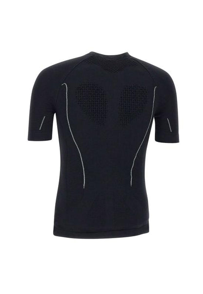 Short -sleeved t -shirt