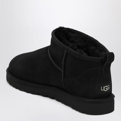 Classic Ultra Mini Black Boot