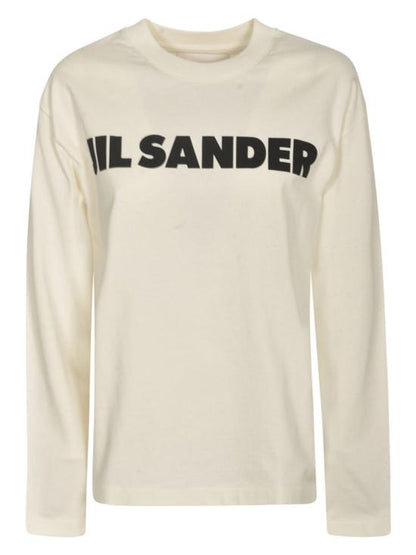 Long -sleeved t -shirt