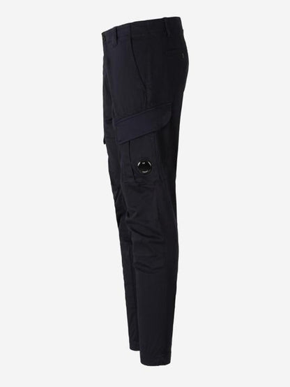 Straight pants