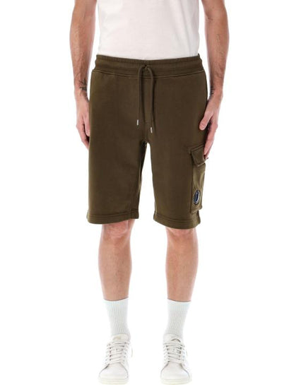 Short pants