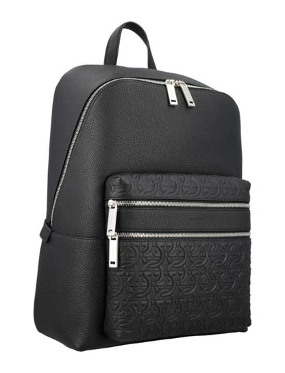 حقيبة الظهر