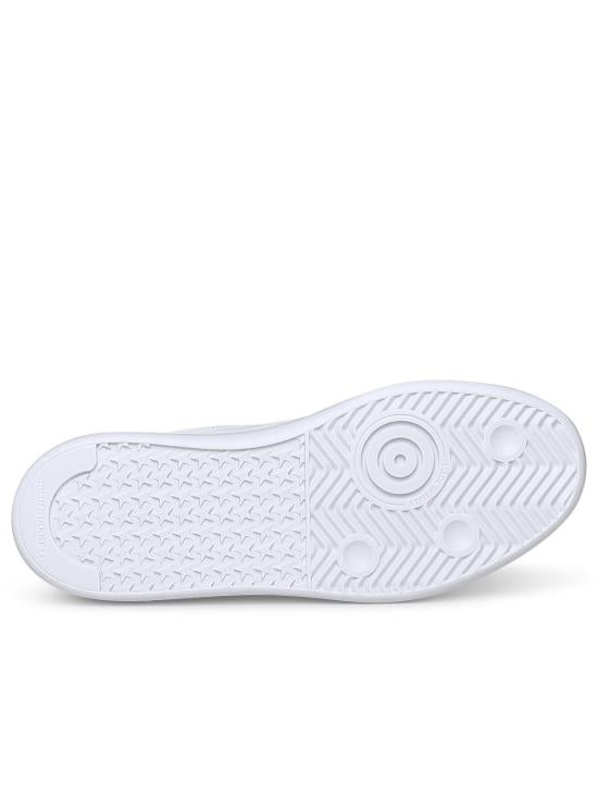 أحذية رياضية جلدية