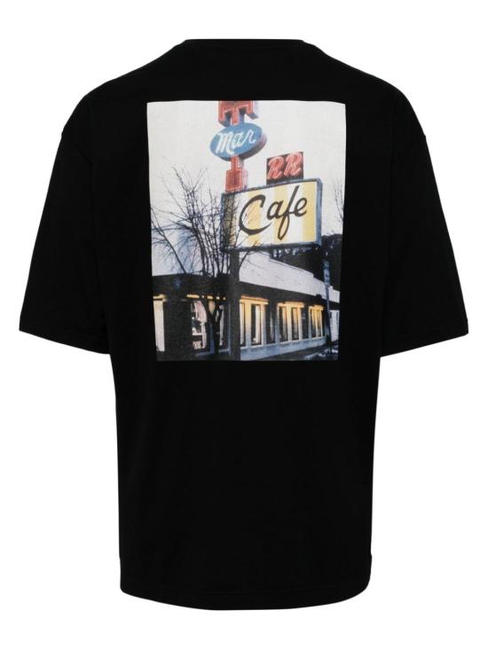 Short -sleeved t -shirt