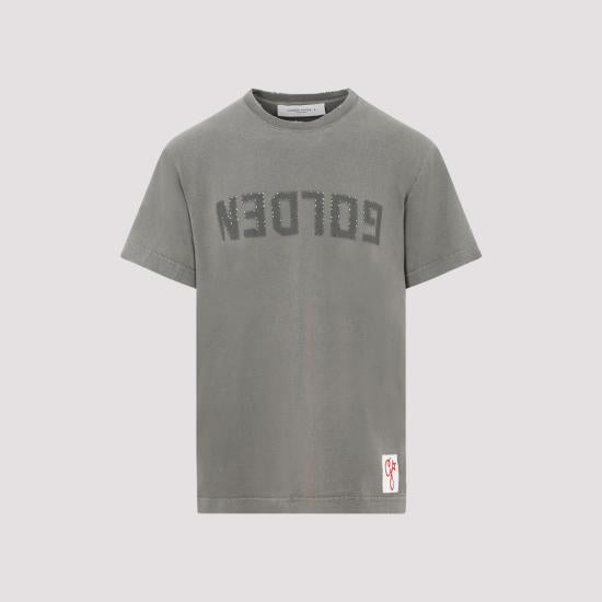 Short -sleeved t -shirt
