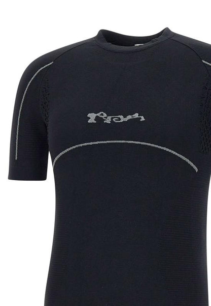 Short -sleeved t -shirt