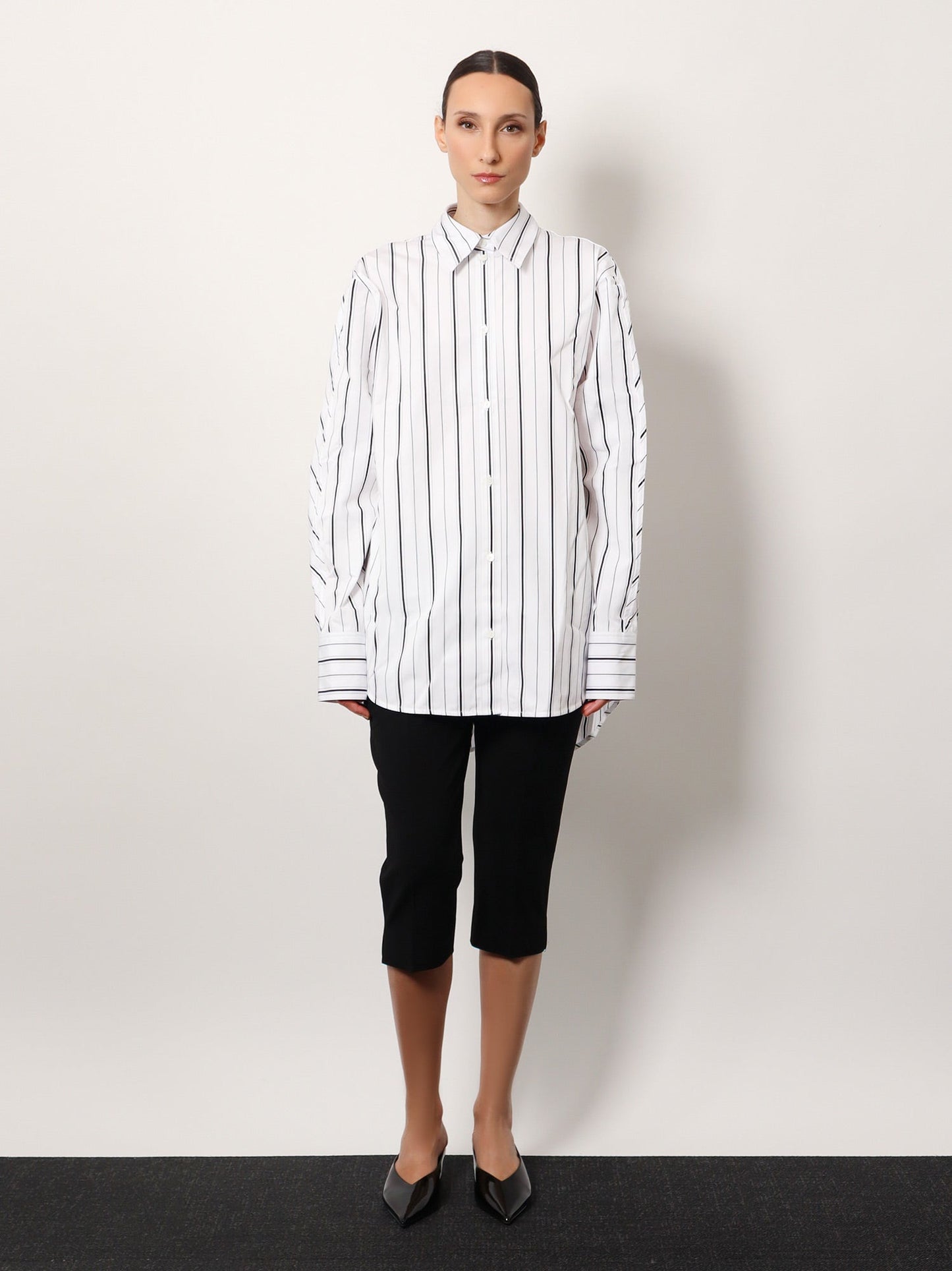 toteme-organic-cotton-shirt-with-striped-motif