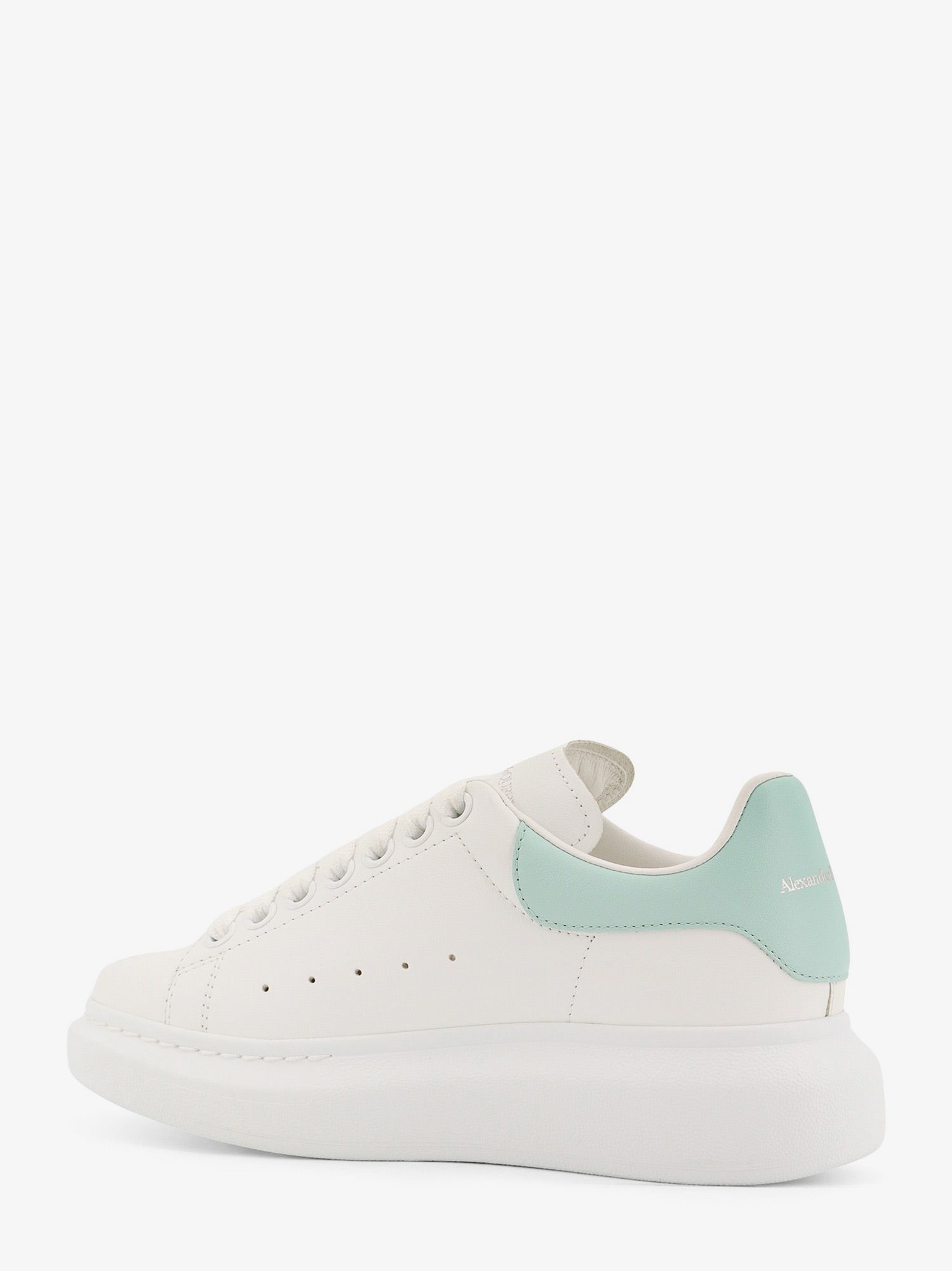 alexander-mcqueen-larry-leather-low-top-sneakers