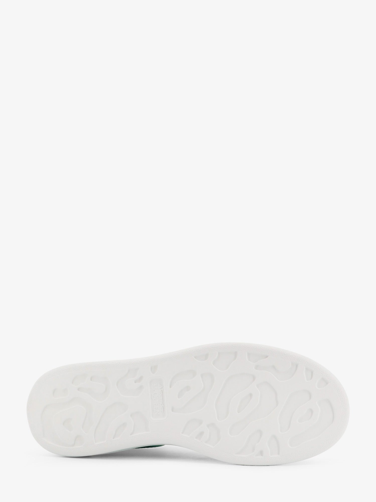 alexander-mcqueen-larry-leather-low-top-sneakers