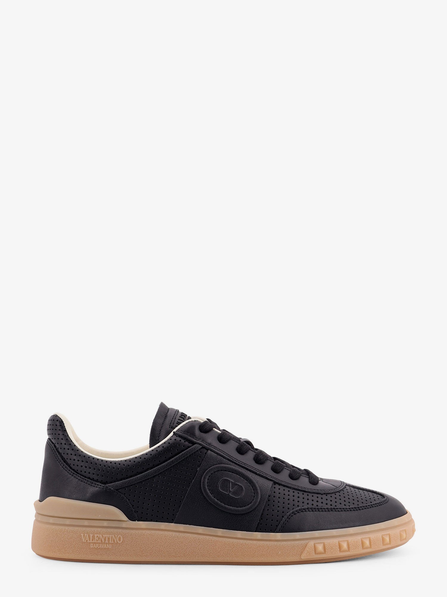 valentino-garavani-valentino-garavani-upvillage-low-top-leather-sneakers