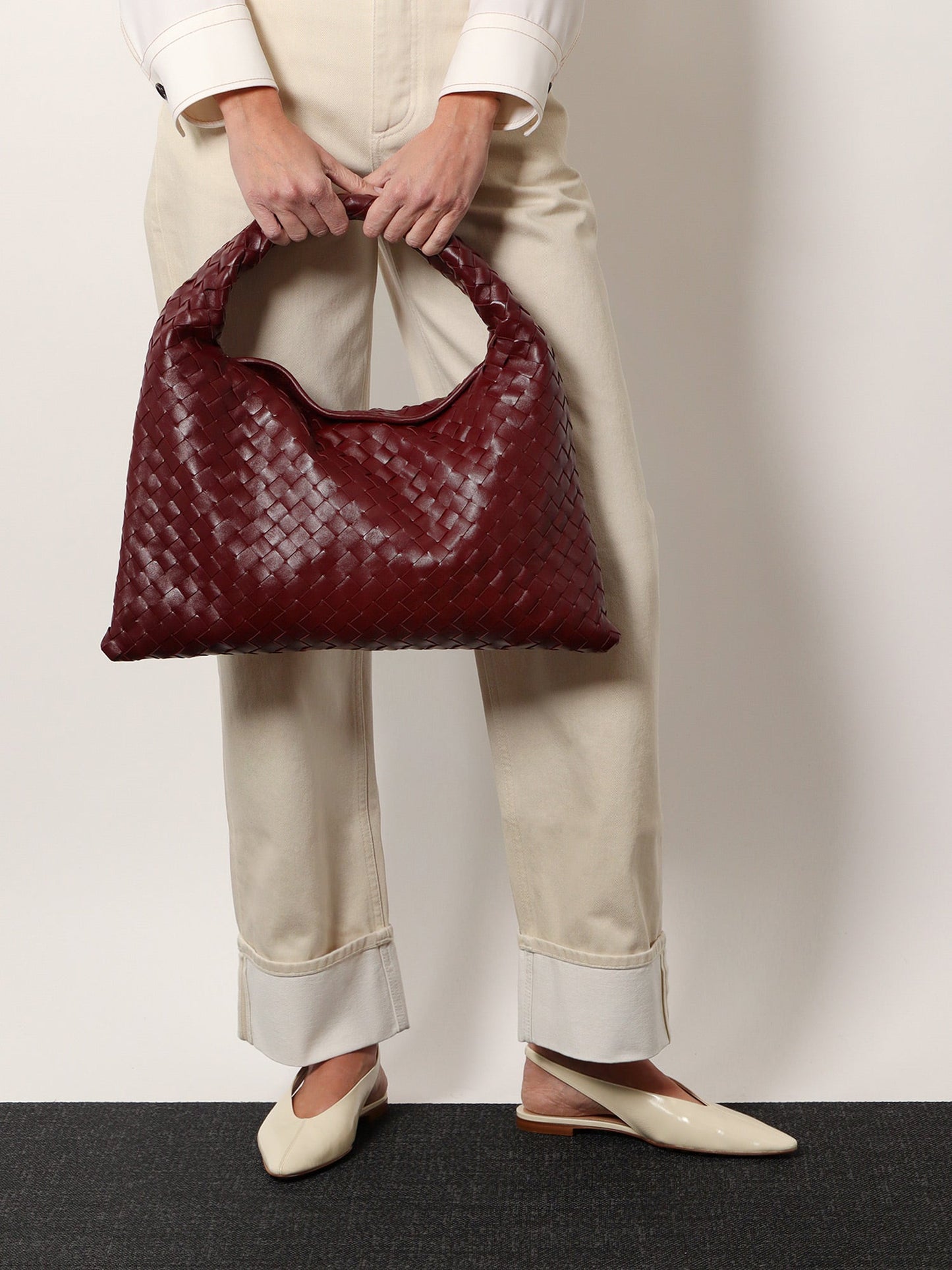 bottega-veneta-sofia-flat-leather-slingback