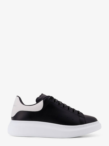 alexander-mcqueen-low-top-leather-sneakers
