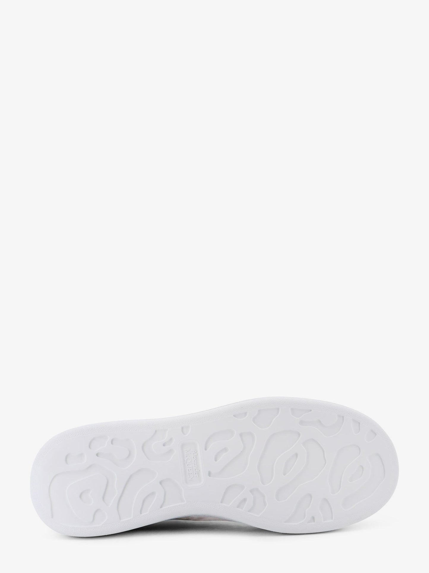 alexander-mcqueen-low-top-leather-sneakers