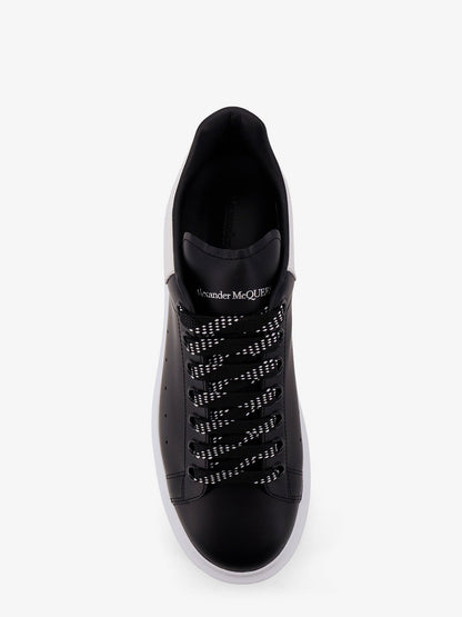 alexander-mcqueen-low-top-leather-sneakers