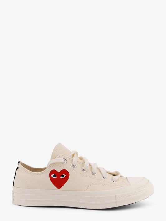 comme-des-garçons-play-chuck-`70-small-red-heart-canvas-sneakers