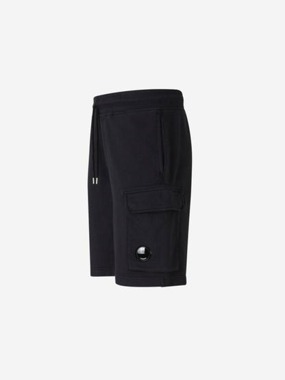 Short pants