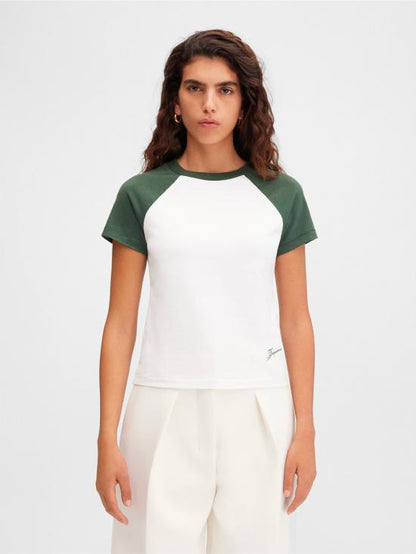 Short sleeve t -shirt
