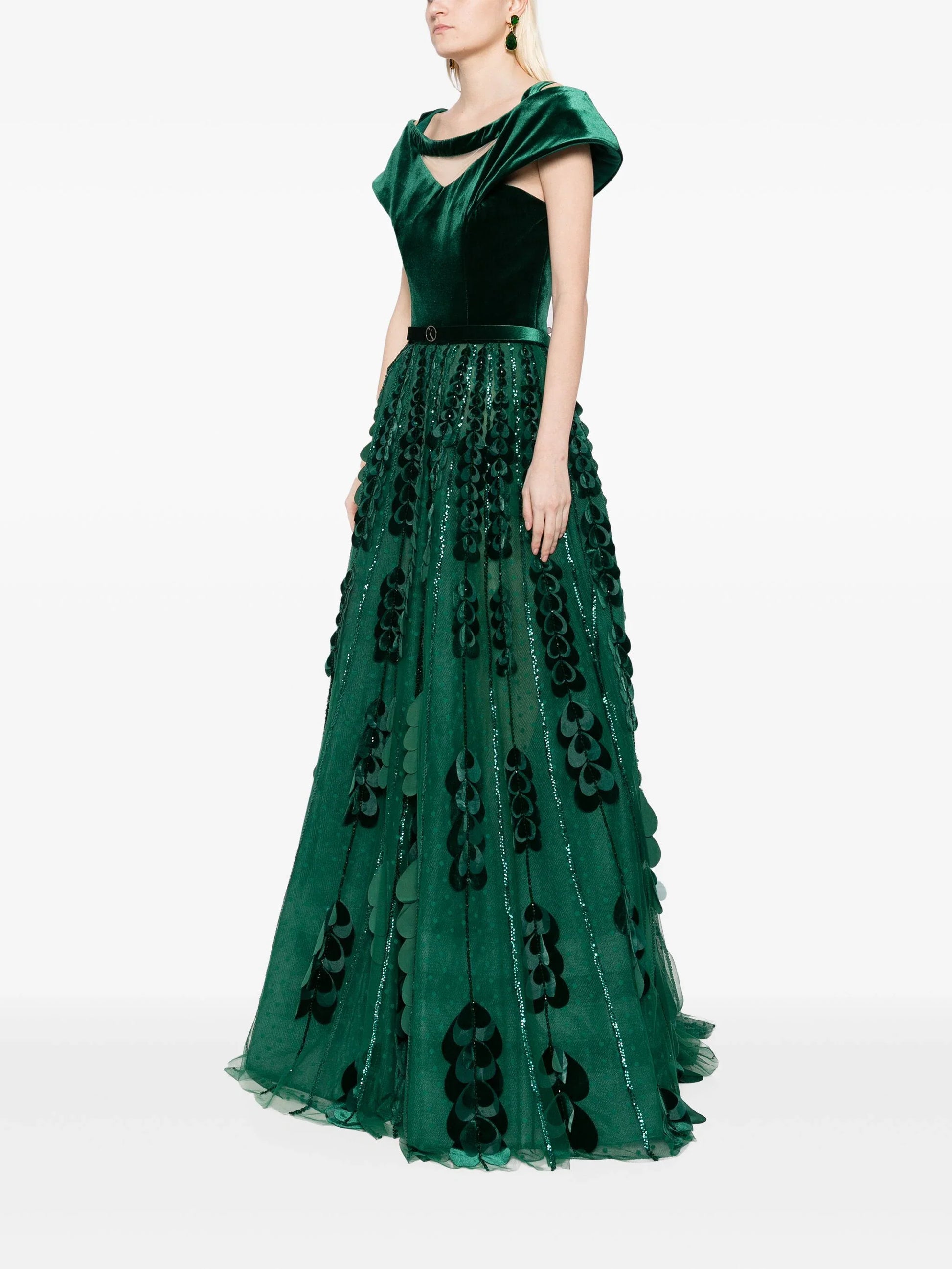 beaded-tulle-skirt-with-velvet-bodysuit-rtwfw23-12