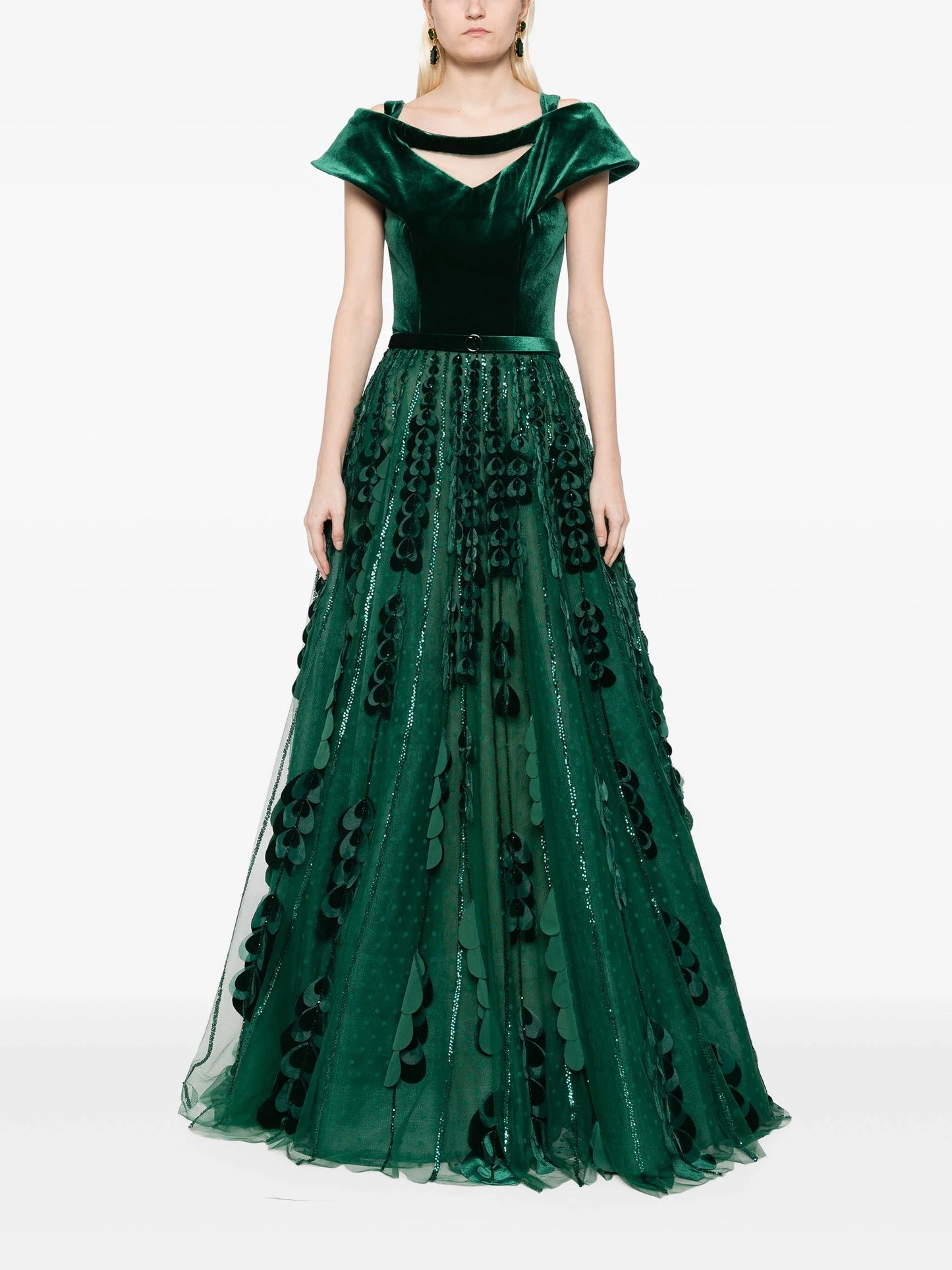beaded-tulle-skirt-with-velvet-bodysuit-rtwfw23-11