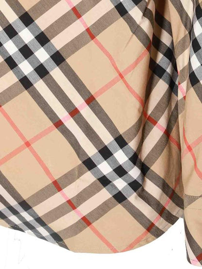 Long -sleeved shirt