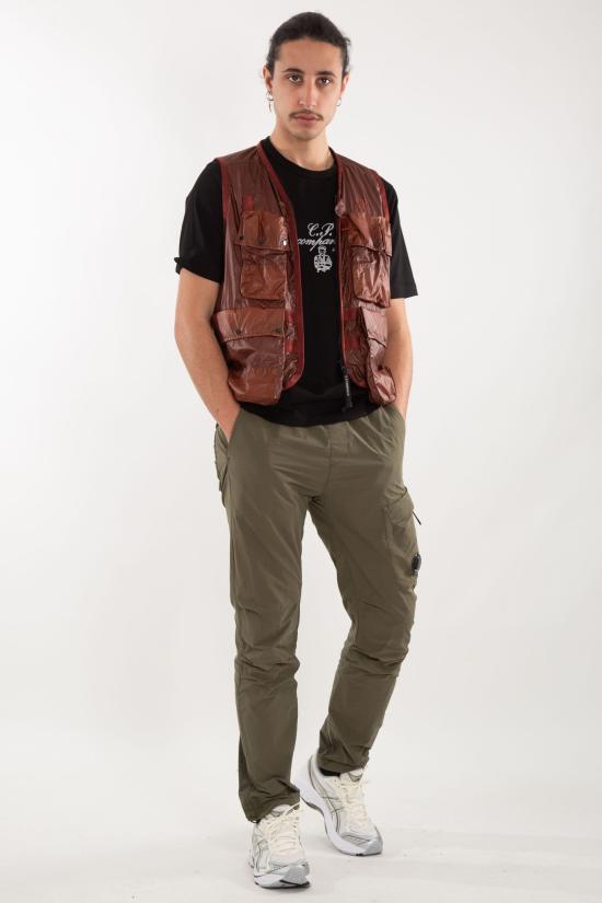 Short -sleeved t -shirt